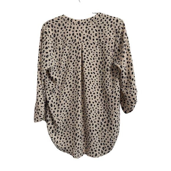 No Brand Size Medium Women’s 3/4 Sleeve Blouse White Cheetah Print Pullover - Picture 3 of 4